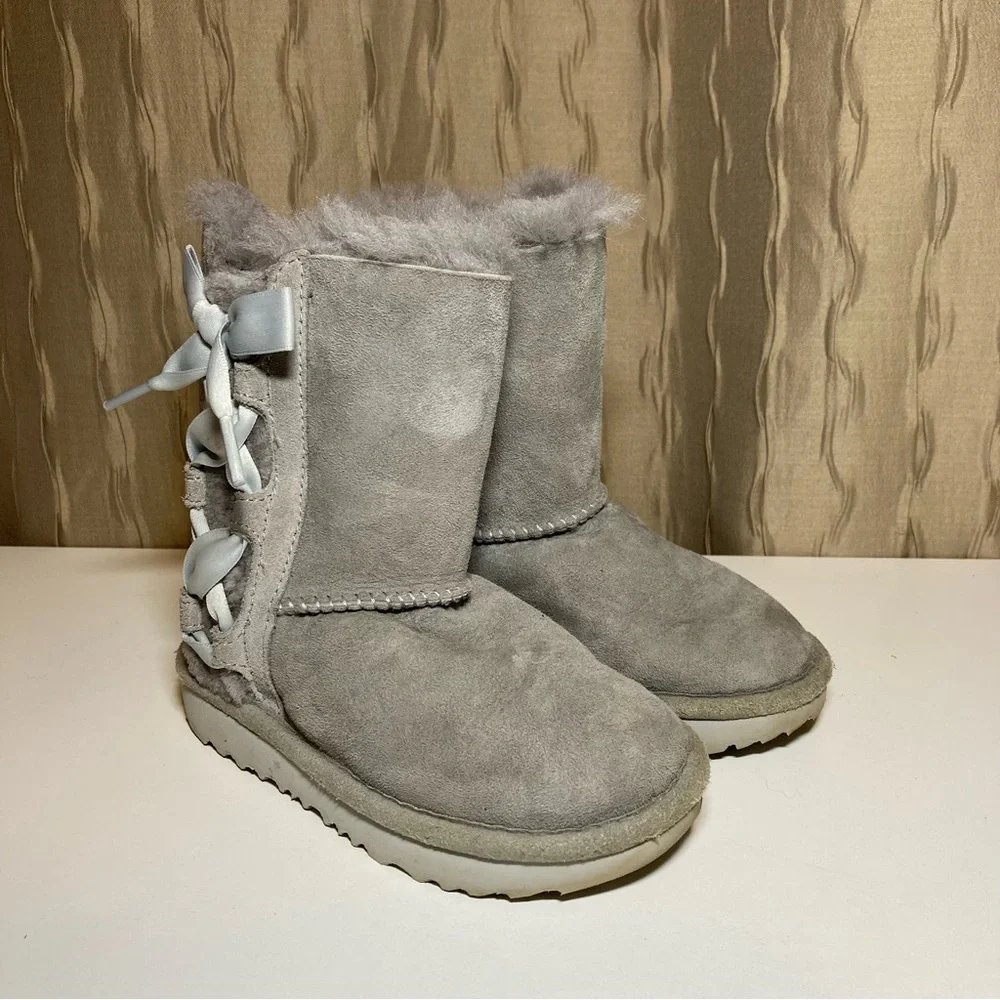 UGG Kids Pala Toddler Girl's 9 Gray Suede Sheepskin Wool Pull On Ribbon 1017737K
